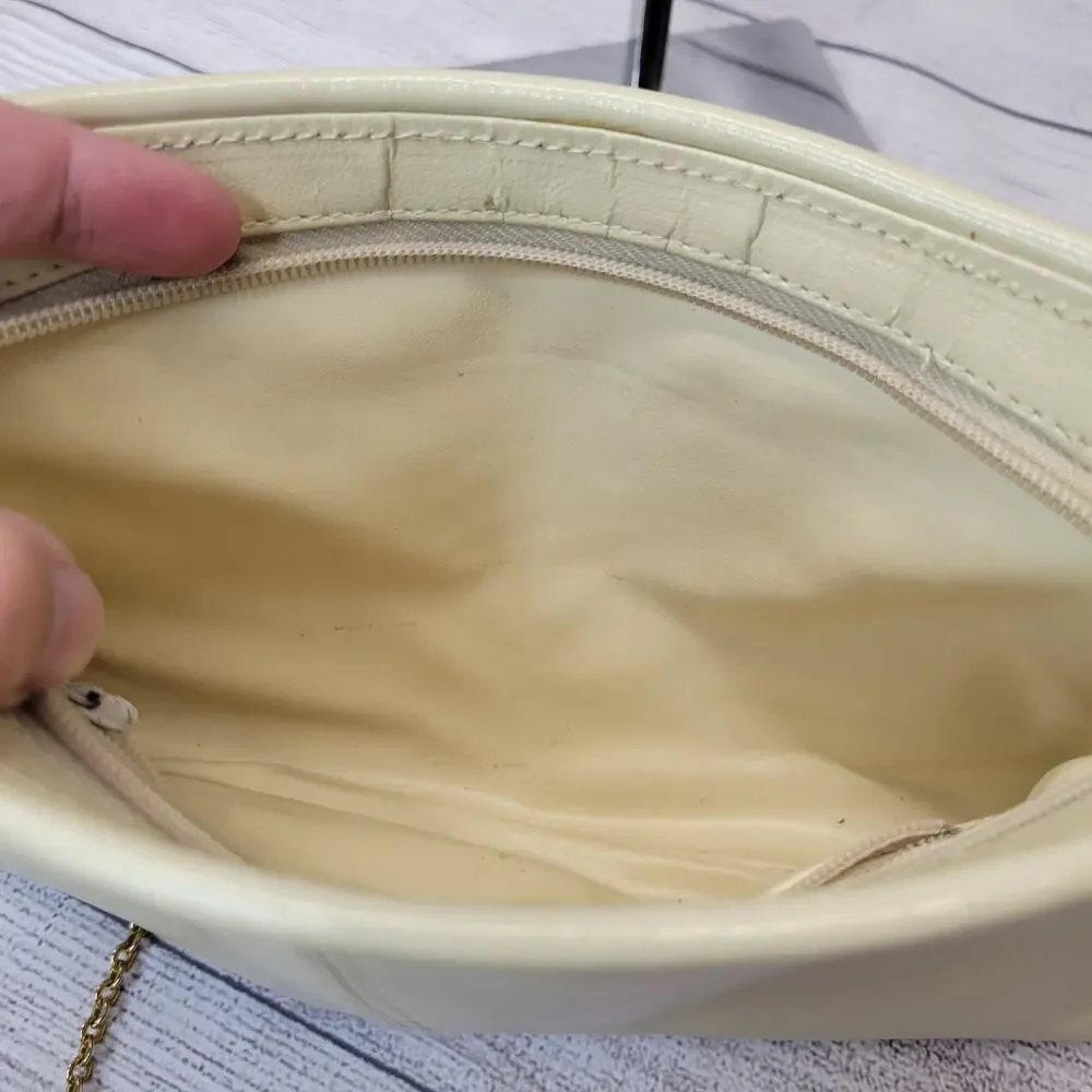 Koret Vintage 80s Ivory Leather Handbag with Gold Chain Strap